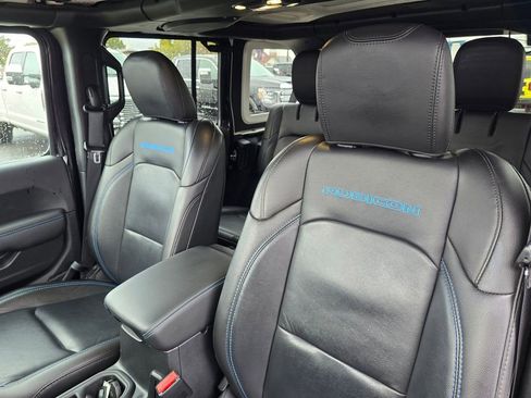 Used 2023 Jeep Wrangler Unlimited Rubicon 4xe w/ Safety Group image 24
