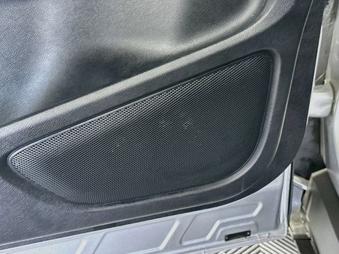 Used 2019 Lincoln MKC Reserve FWD image 19