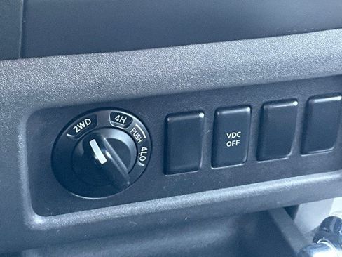 Used 2008 Nissan Xterra X AWD/4WD image 11