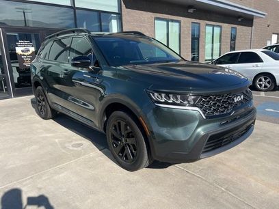 Used 2023 Kia Sorento S w/ Panoramic Sunroof Package