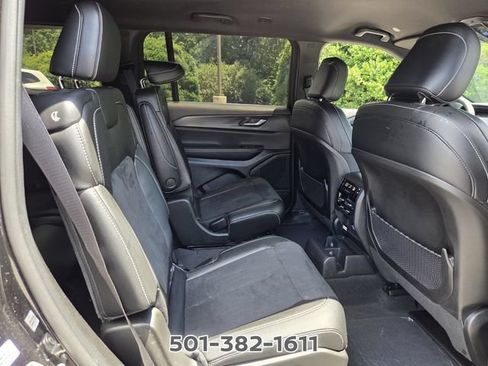 Used 2024 Jeep Grand Cherokee L Laredo RWD image 14