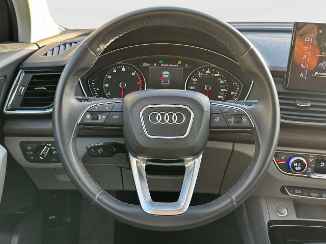 Used 2023 Audi Q5 2.0T Premium w/ Convenience Package AWD/4WD image 19