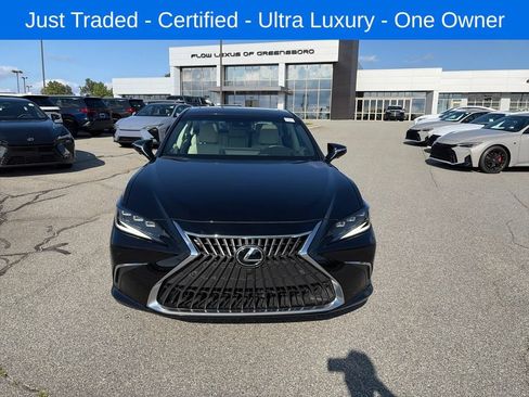 Used 2024 Lexus ES 300h Ultra Luxury w/ Accessory Package (Z2) FWD image 6