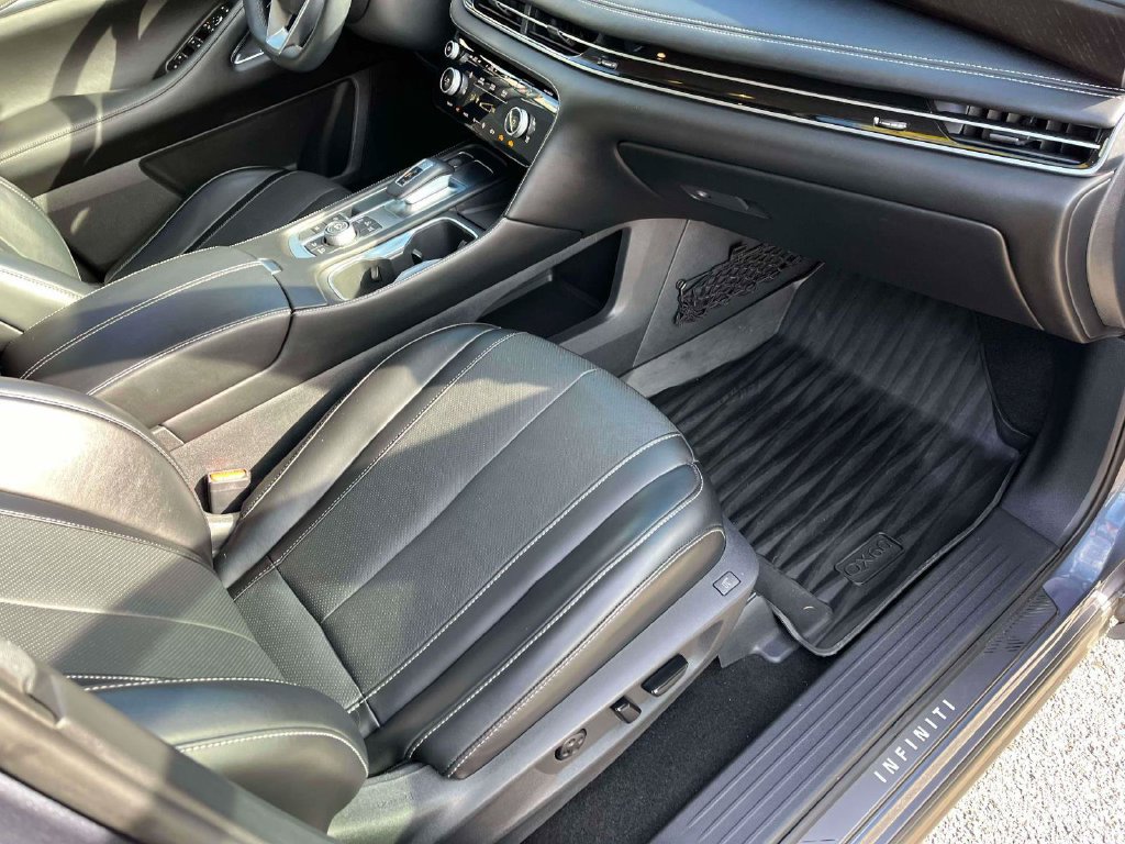 Used 2023 INFINITI QX60 Sensory w/ Vision Package AWD/4WD image 12
