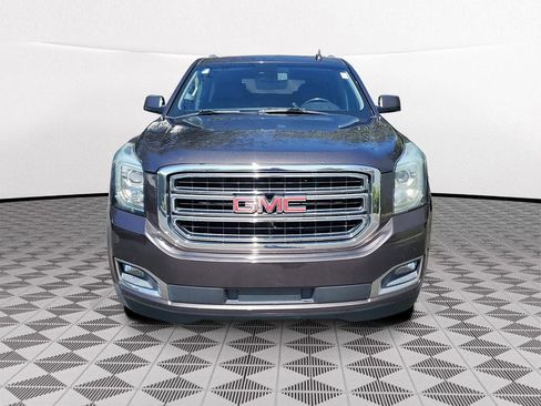 Used 2018 GMC Yukon XL SLE w/ SLE Value Package image 2