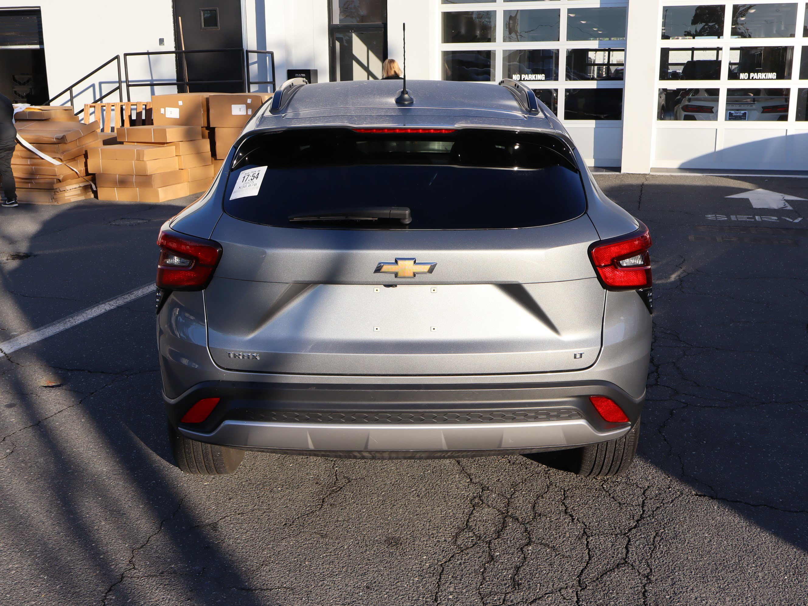 Used 2025 Chevrolet Trax LT FWD image 19
