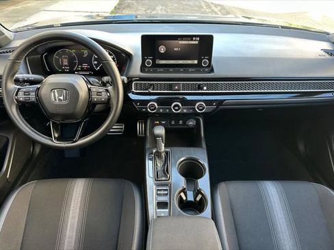 Used 2025 Honda Civic Sport image 12