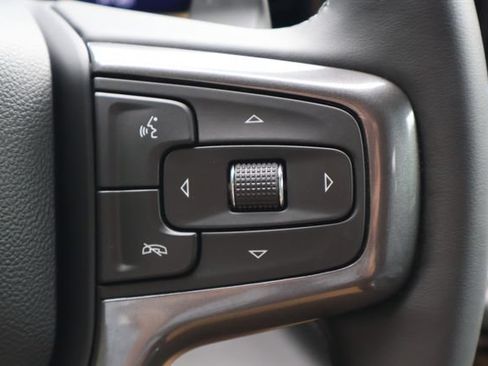Used 2025 Chevrolet Silverado 1500 High Country w/ High Country Premium Package AWD/4WD image 7