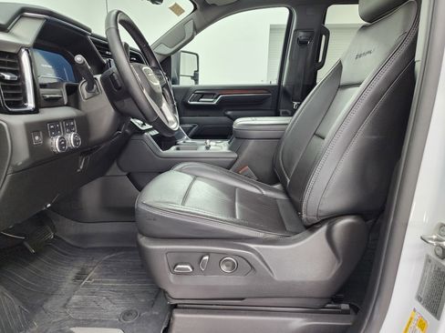Used 2024 GMC Sierra 2500 Denali w/ Denali Reserve Package image 8