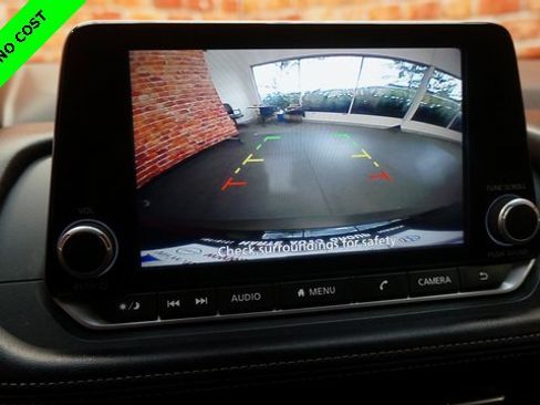 Certified 2023 Nissan Rogue S image 16