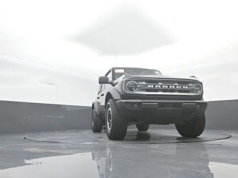 Certified 2023 Ford Bronco Big Bend w/ Sasquatch Package AWD/4WD image 32