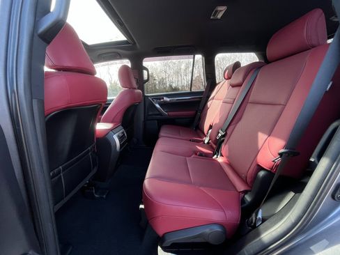 Used 2023 Lexus GX 460 Premium w/ Premium Package AWD/4WD image 21