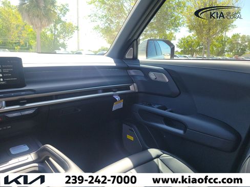 New 2027 Kia Telluride SX w/ Towing Package FWD image 16