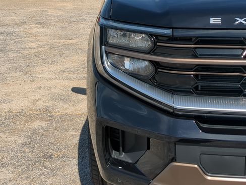 New 2026 Ford Expedition King Ranch AWD/4WD image 8
