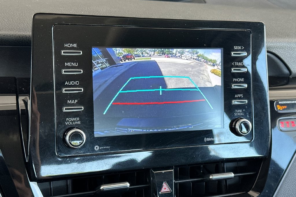 Used 2021 Toyota Camry LE FWD image 23