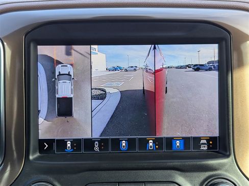 Used 2021 Chevrolet Silverado 3500 High Country w/ Z71 Off-Road Package image 26