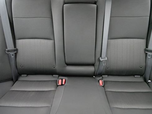 Used 2025 Nissan Altima 2.5 SV image 13