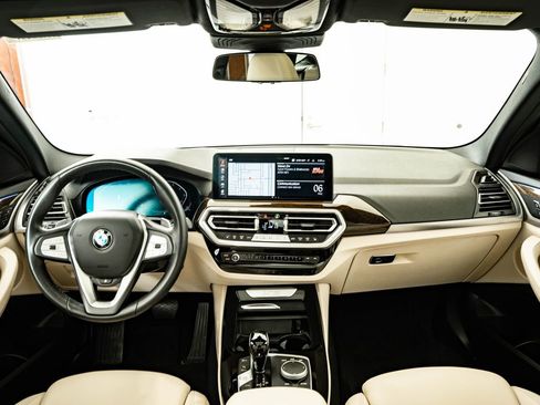 Used 2022 BMW X3 xDrive30i w/ Premium Package 2 AWD/4WD image 4
