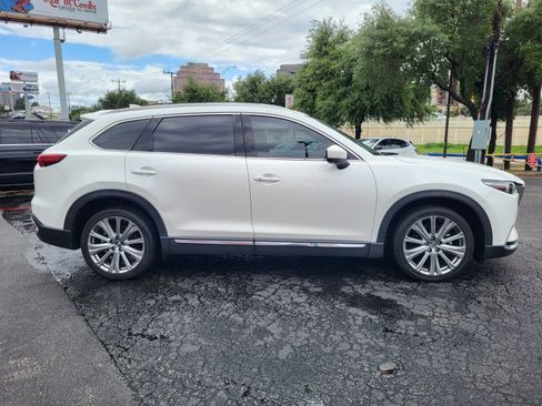 Used 2021 MAZDA CX-9 Signature AWD/4WD image 2