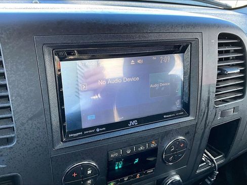 Used 2011 Chevrolet Silverado 1500 LT w/ Regional Value Package image 29