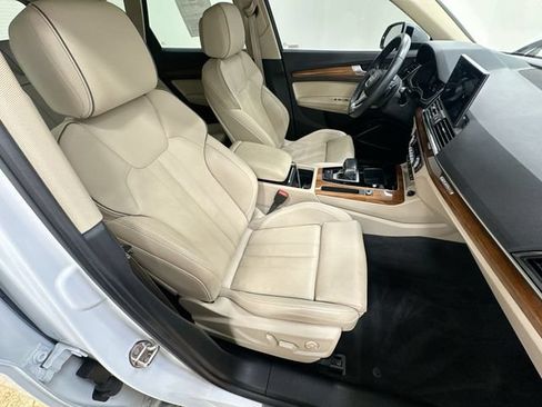 Used 2022 Audi Q5 e Premium Plus AWD/4WD image 27
