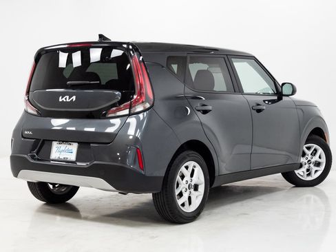 Certified 2024 Kia Soul LX w/ Option Group 015 FWD image 28