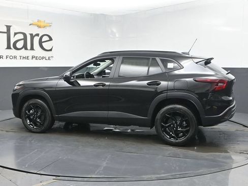 New 2026 Chevrolet Trax LT w/ Driver Confidence Package FWD image 30