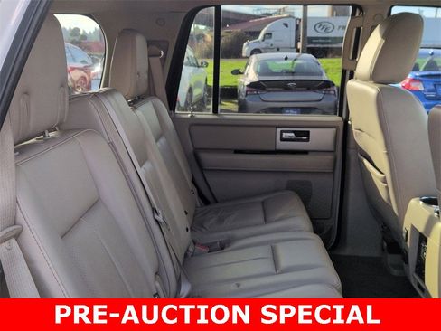 Used 2014 Ford Expedition Limited image 29