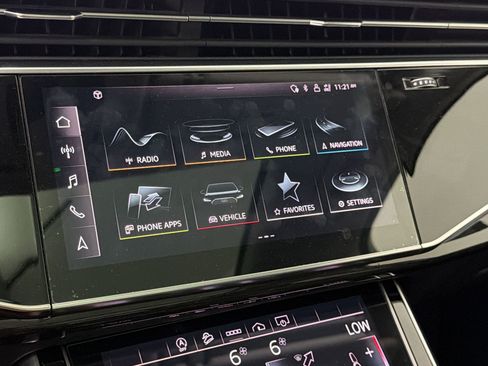 Used 2023 Audi Q7 3.0T Premium Plus AWD/4WD image 29