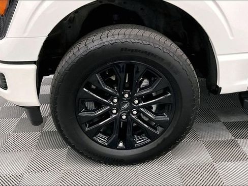 Used 2025 Ford F150 Lariat AWD/4WD image 10