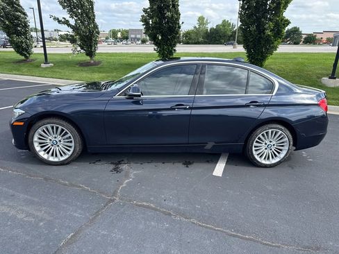 Used 2015 BMW 328i xDrive Sedan AWD/4WD image 2