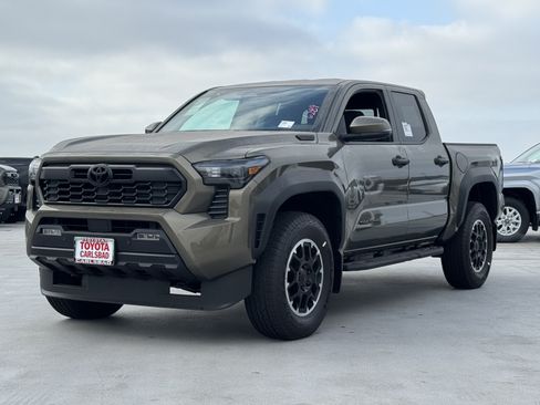 New 2026 Toyota Tacoma TRD Off-Road AWD/4WD image 11