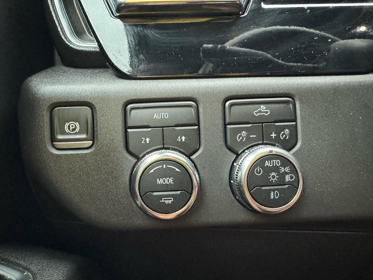 Used 2025 GMC Sierra 1500 Elevation AWD/4WD image 15