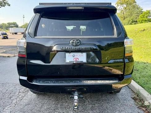Used 2021 Toyota 4Runner SR5 AWD/4WD image 9