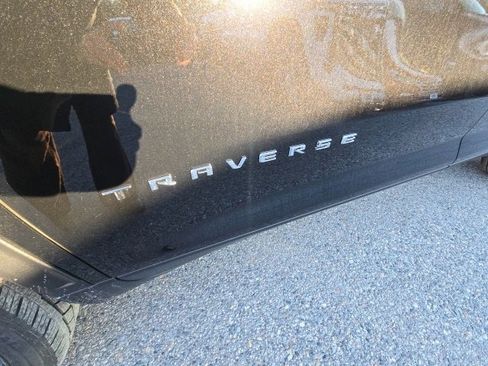 New 2026 Chevrolet Traverse LT w/ LPO, Floor Liner Package image 32