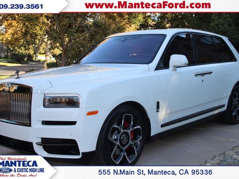 Used 2023 Rolls-Royce Cullinan Black Badge w/ Driver's Package image 1