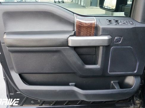 Used 2017 Ford F350 Platinum w/ Platinum Ultimate Package image 18