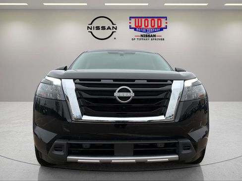 Certified 2025 Nissan Pathfinder SL AWD/4WD image 6