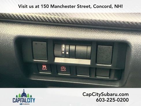 Used 2022 Subaru Crosstrek 2.0i image 25