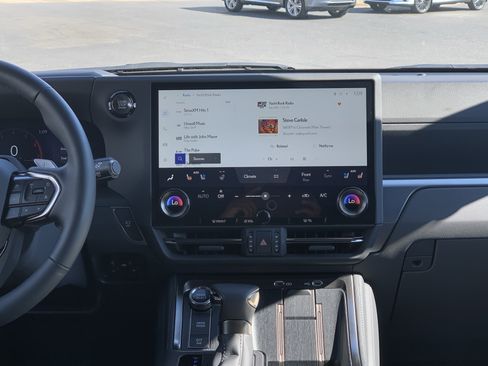 Certified 2026 Lexus GX 550 w/ Accessory Package (2T) image 31