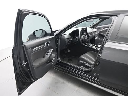 Used 2024 Honda Civic Sport image 8