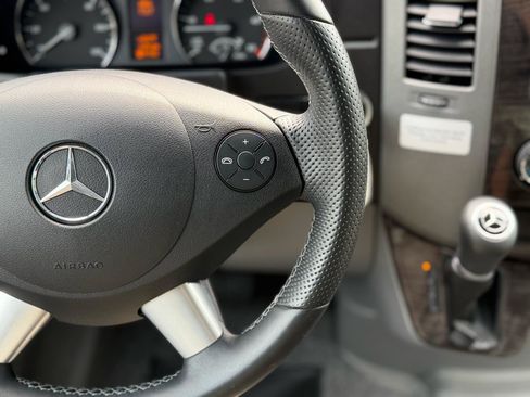 Used 2017 Mercedes-Benz Sprinter 3500 image 49