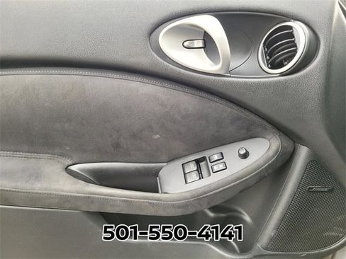 Used 2009 Nissan 370Z Touring image 30