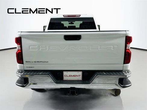 Used 2023 Chevrolet Silverado 2500 W/T w/ WT Convenience Package AWD/4WD image 8