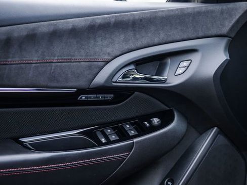 Used 2014 Chevrolet SS RWD image 77