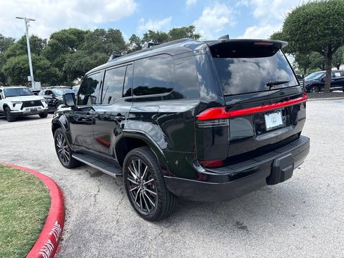 Used 2024 Lexus GX 550 w/ Accessory Package (Z1) AWD/4WD image 3