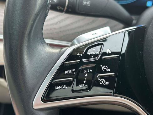 Certified 2022 Mercedes-Benz E 350 Sedan w/ AMG Line Exterior image 24