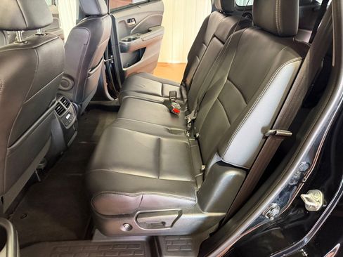 Used 2022 Honda Pilot Special Edition image 19
