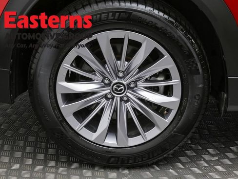 Used 2024 MAZDA CX-90 3.3 Turbo w/ Preferred Plus image 32