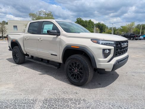 New 2026 GMC Canyon Elevation RWD image 2